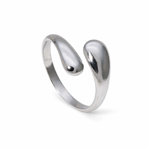 ADONIA RING
