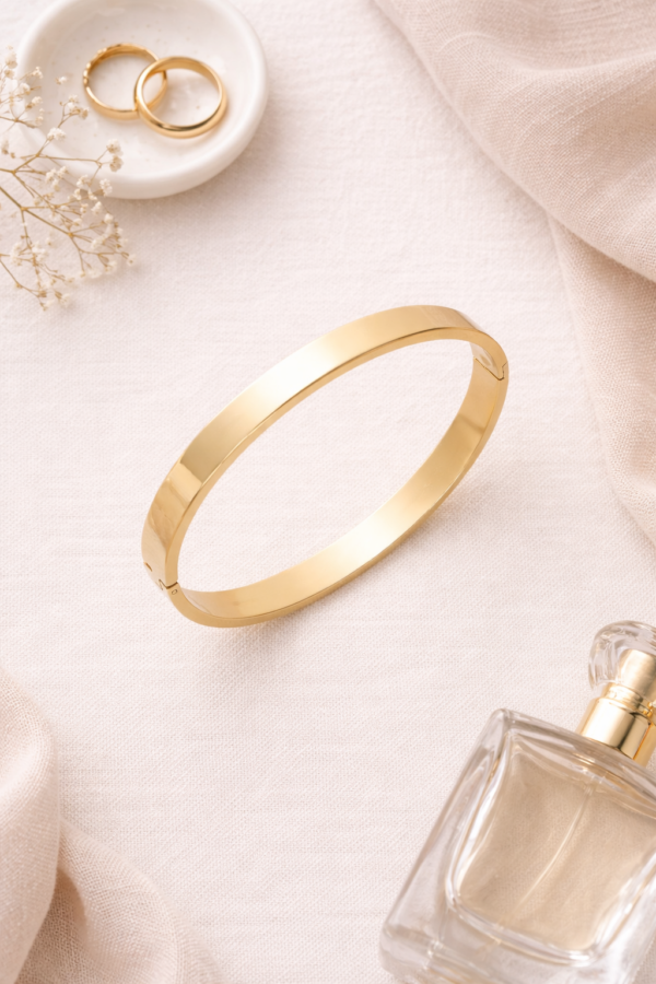 TIMELESS BANGLE