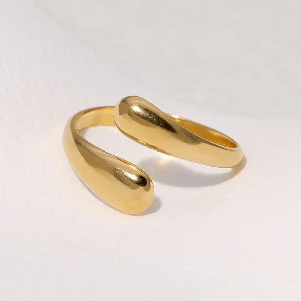 ADONIA GOLD RING