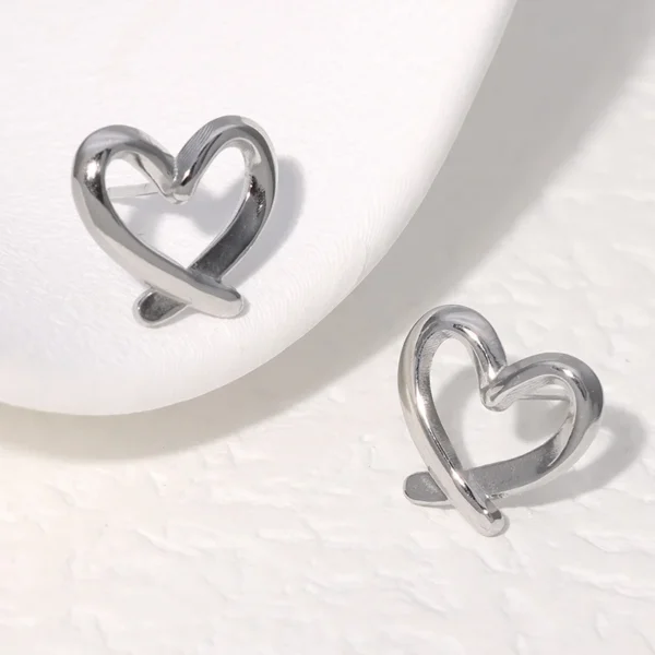 FOREVER HEART STUDS
