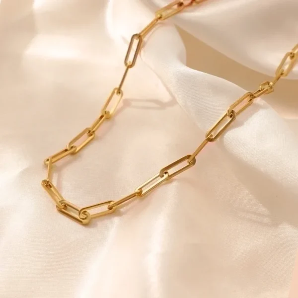 PAPER CLIP NECKLACE