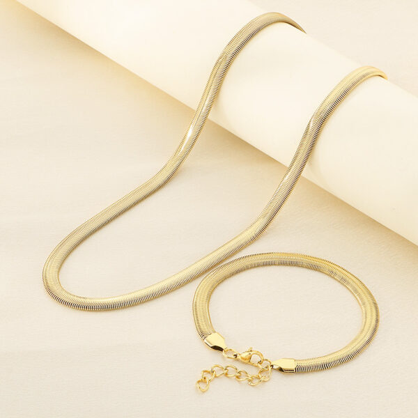 SNAKE BONE CHAIN