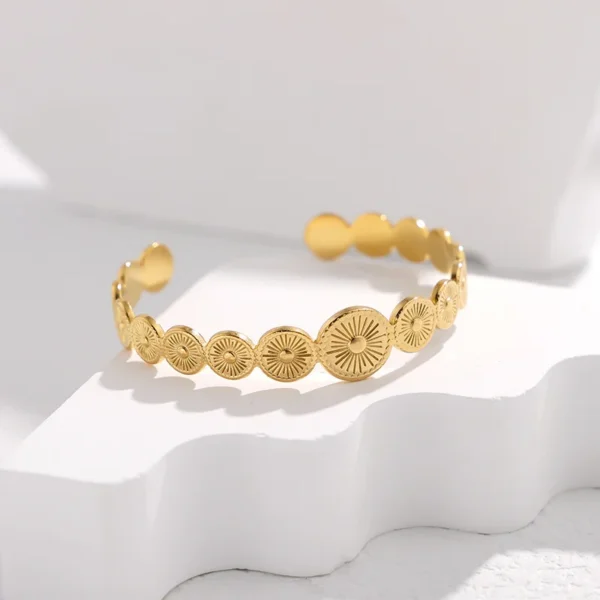 SUNDANCE BANGLE
