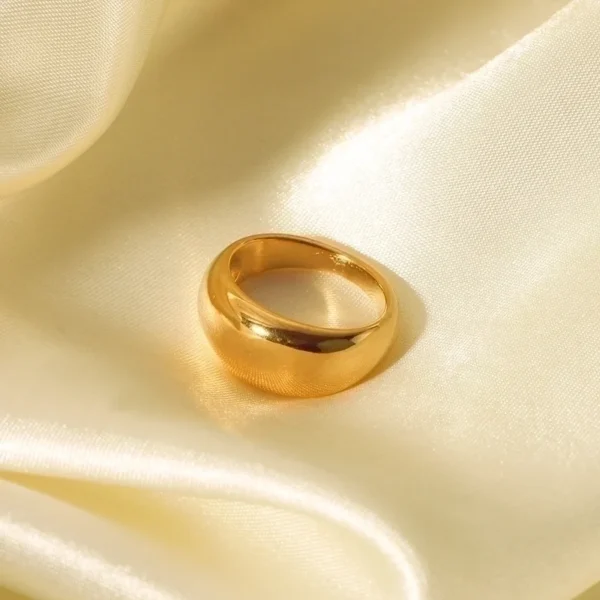 TAYLOR RING