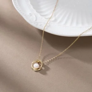 ANNABELLE NECKLACE