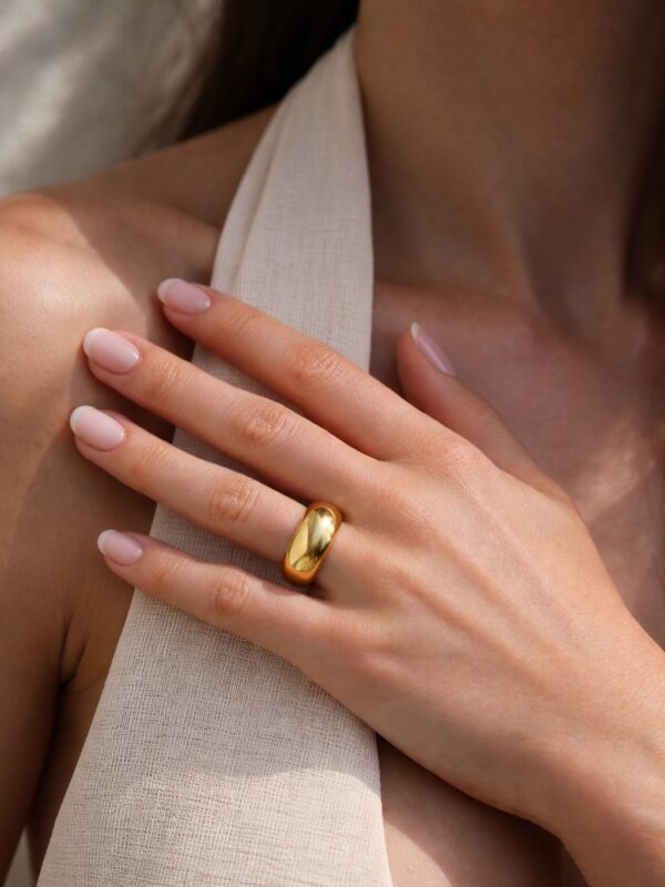 TAYLOR RING