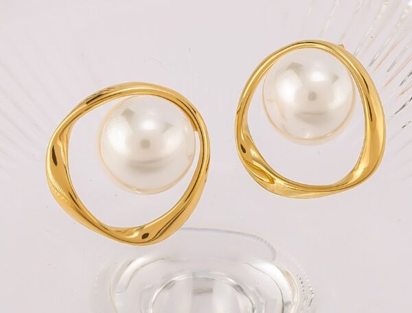 BERYL PEARLS